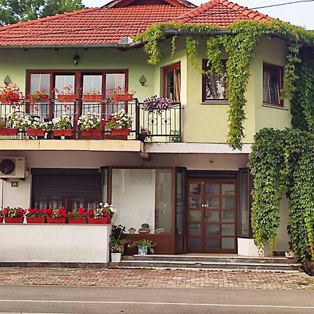 Ferienwohnung Apartman Hujic Bihać Exterior foto